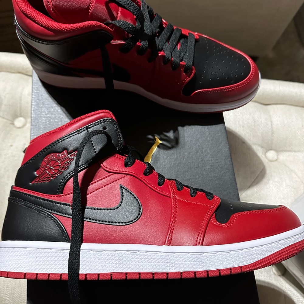 Nike Air Jordan 1 Mid